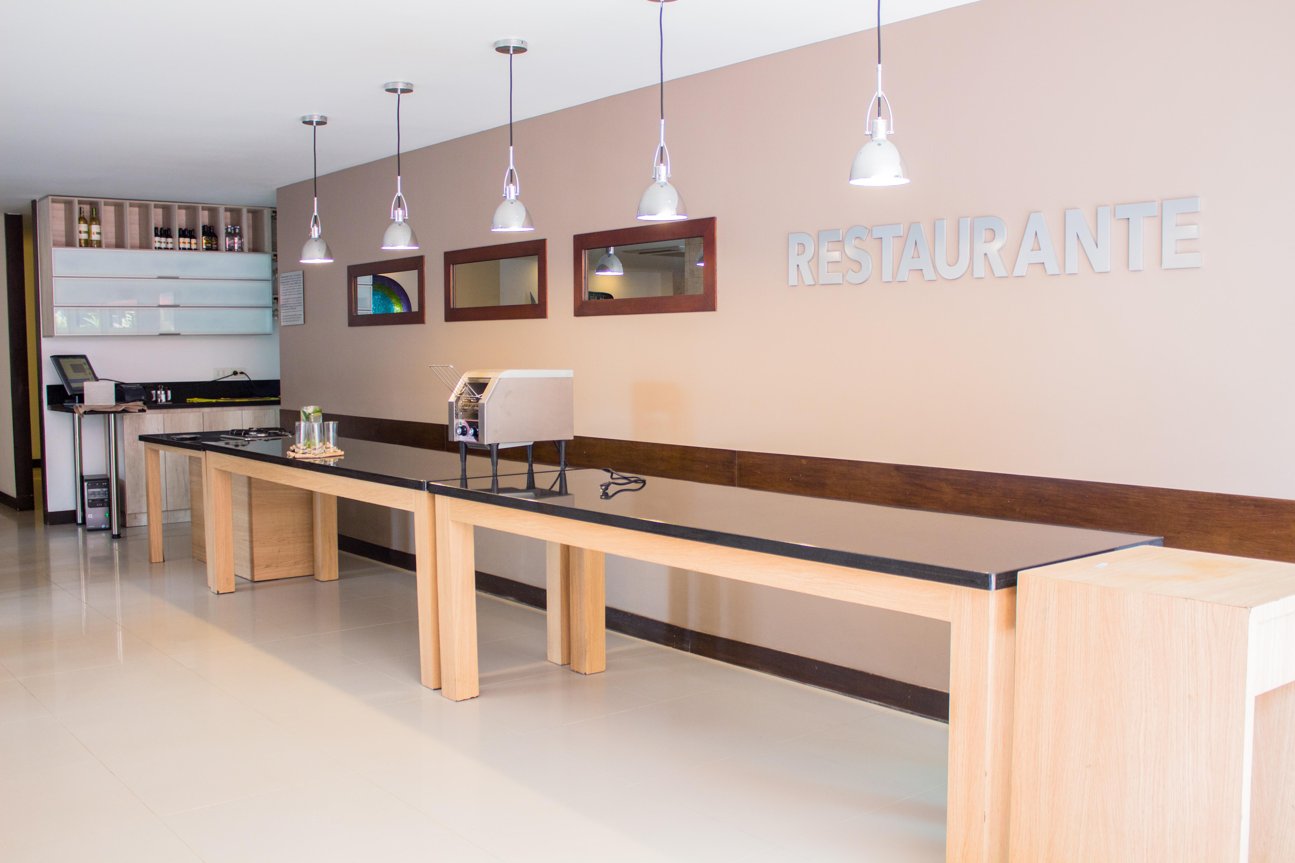 Leblon Suites Hotel Меделин Екстериор снимка