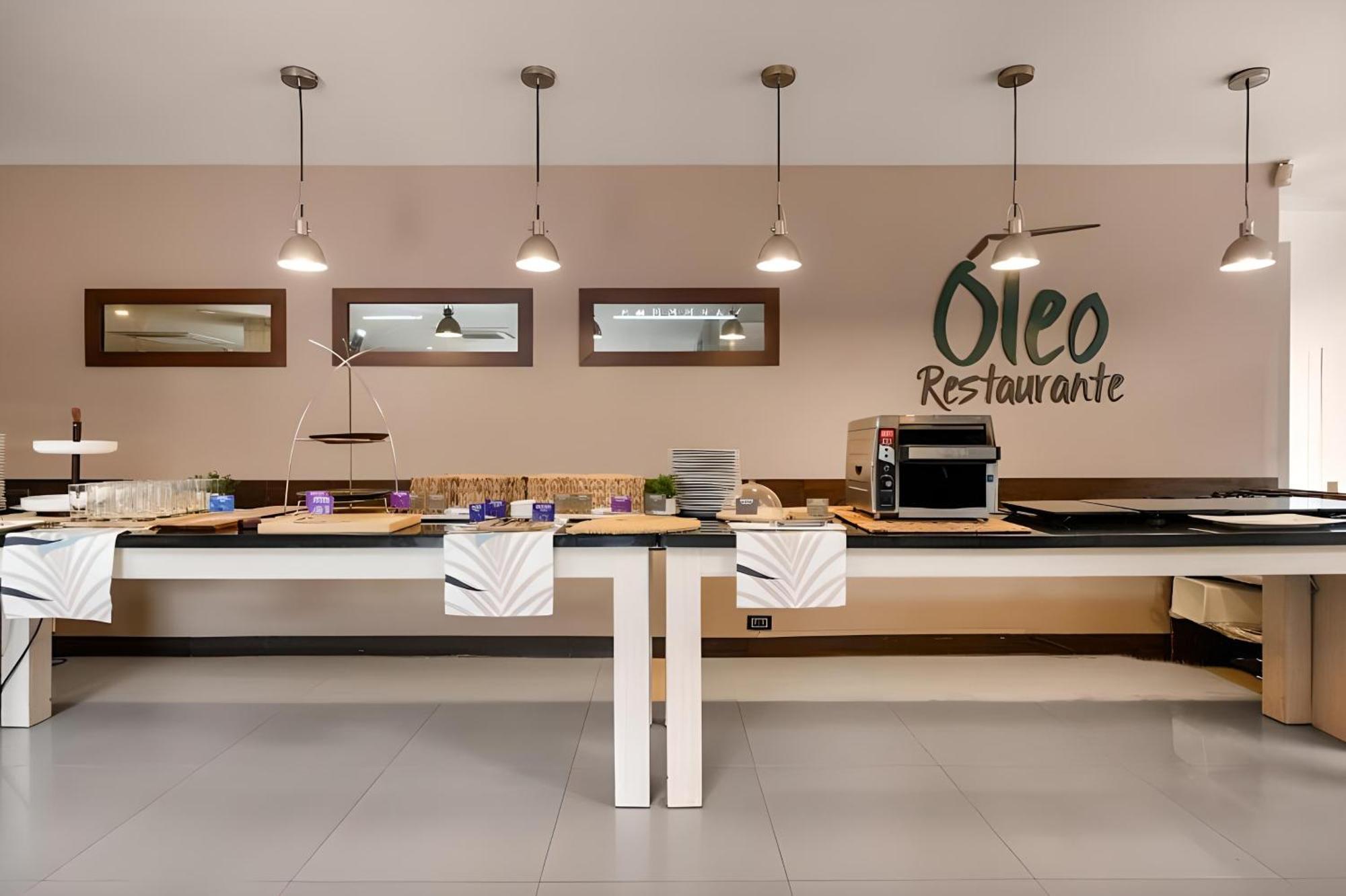 Leblon Suites Hotel Меделин Екстериор снимка
