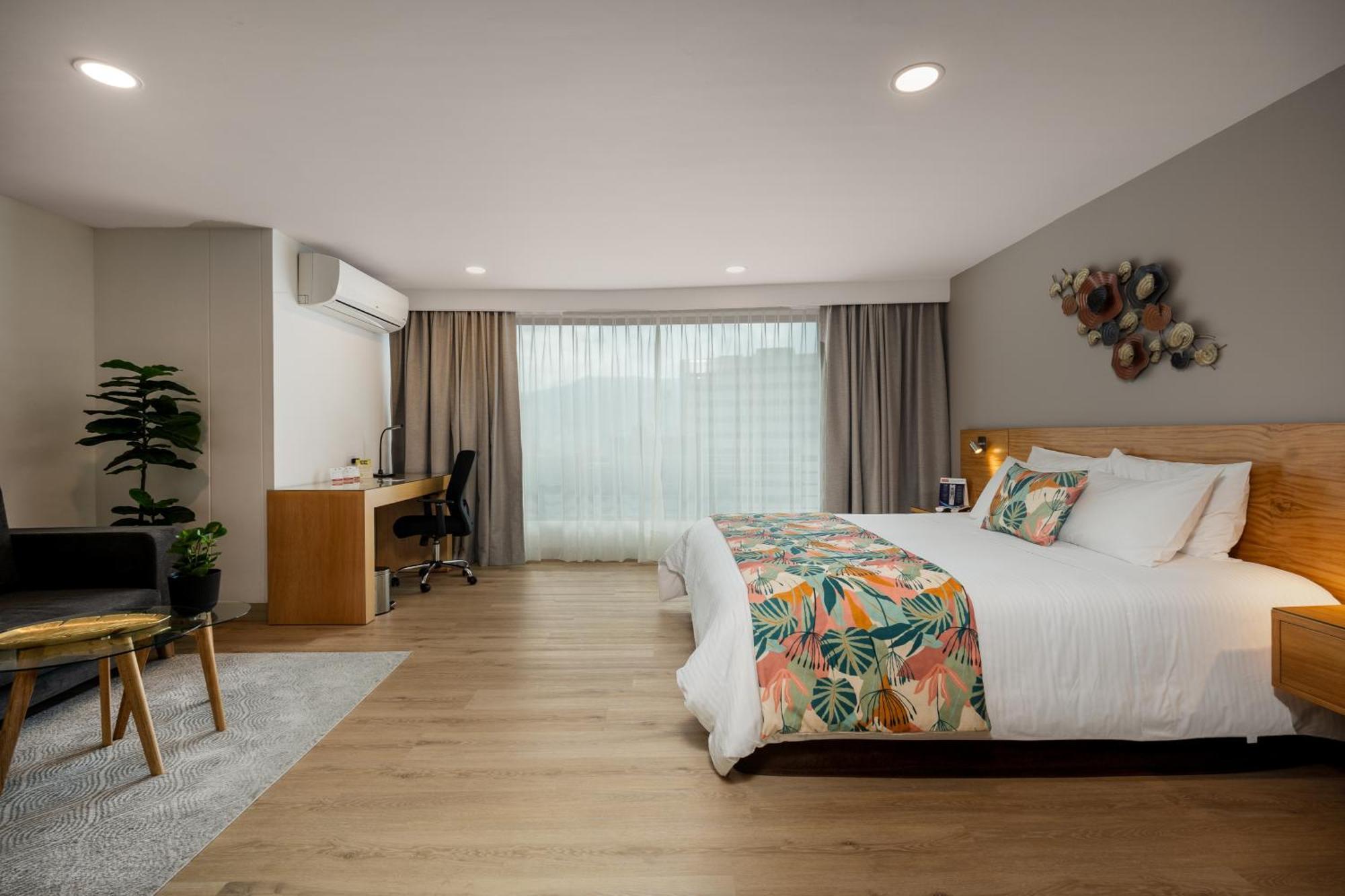 Leblon Suites Hotel Меделин Екстериор снимка