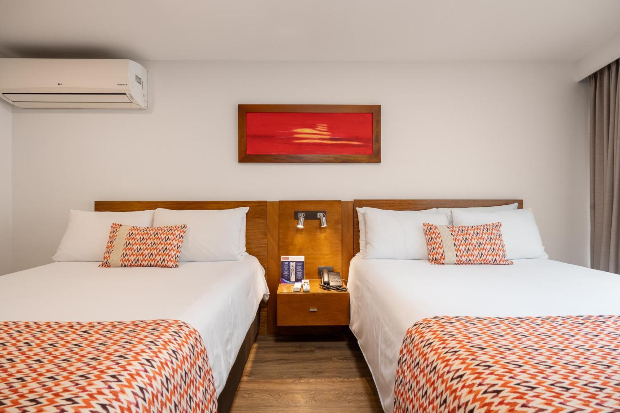 Leblon Suites Hotel Меделин Екстериор снимка