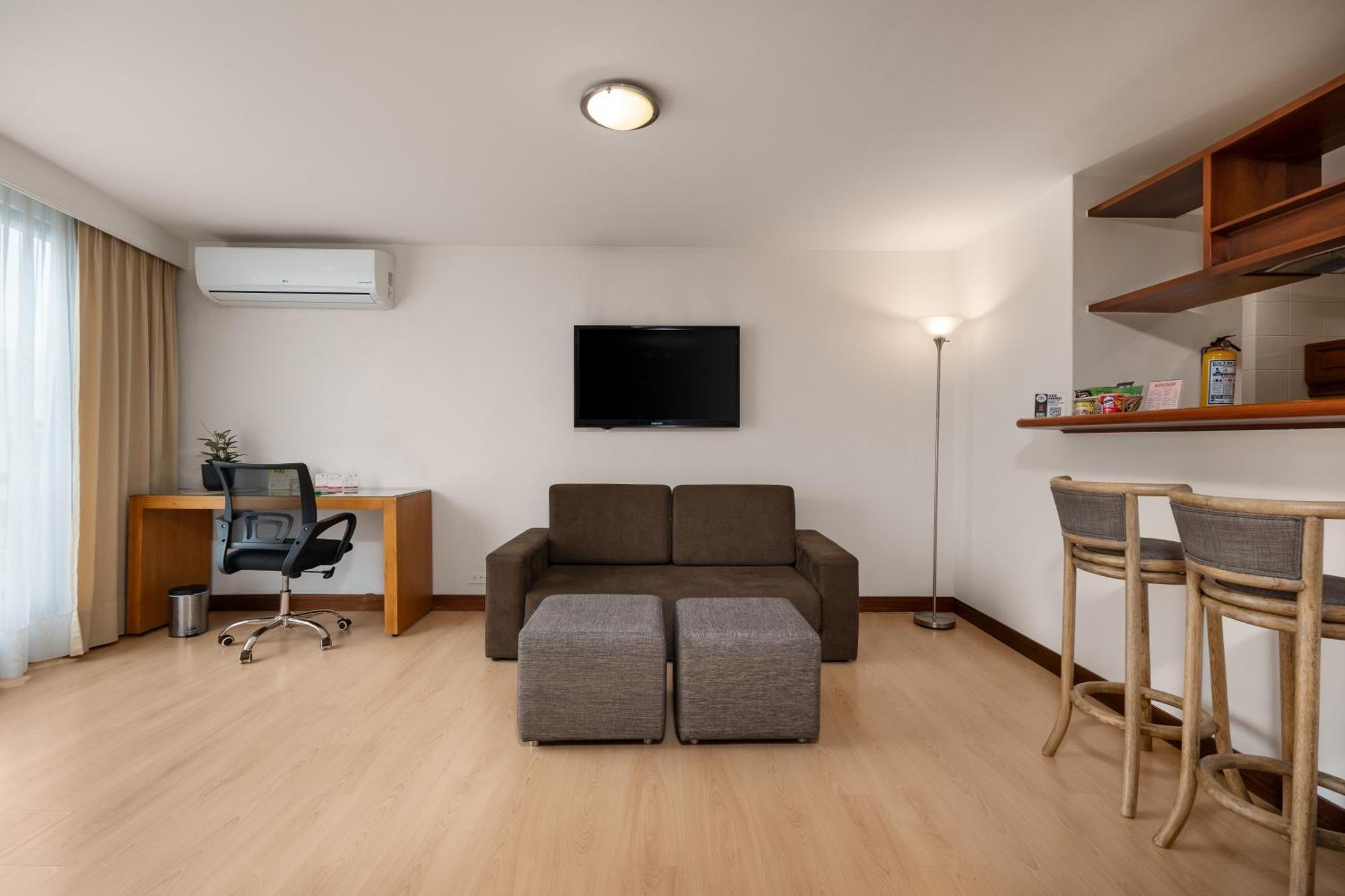 Leblon Suites Hotel Меделин Екстериор снимка