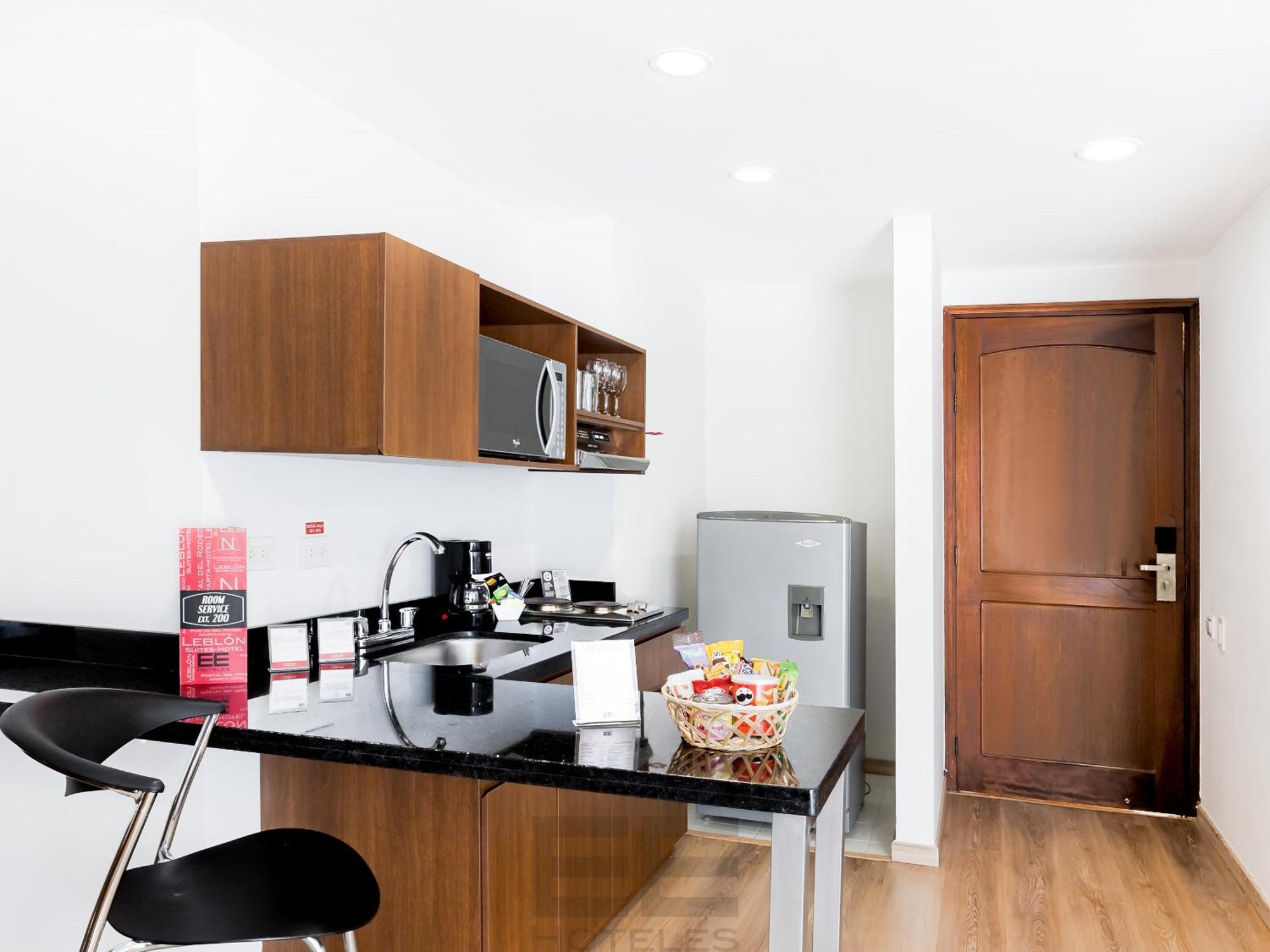 Leblon Suites Hotel Меделин Екстериор снимка